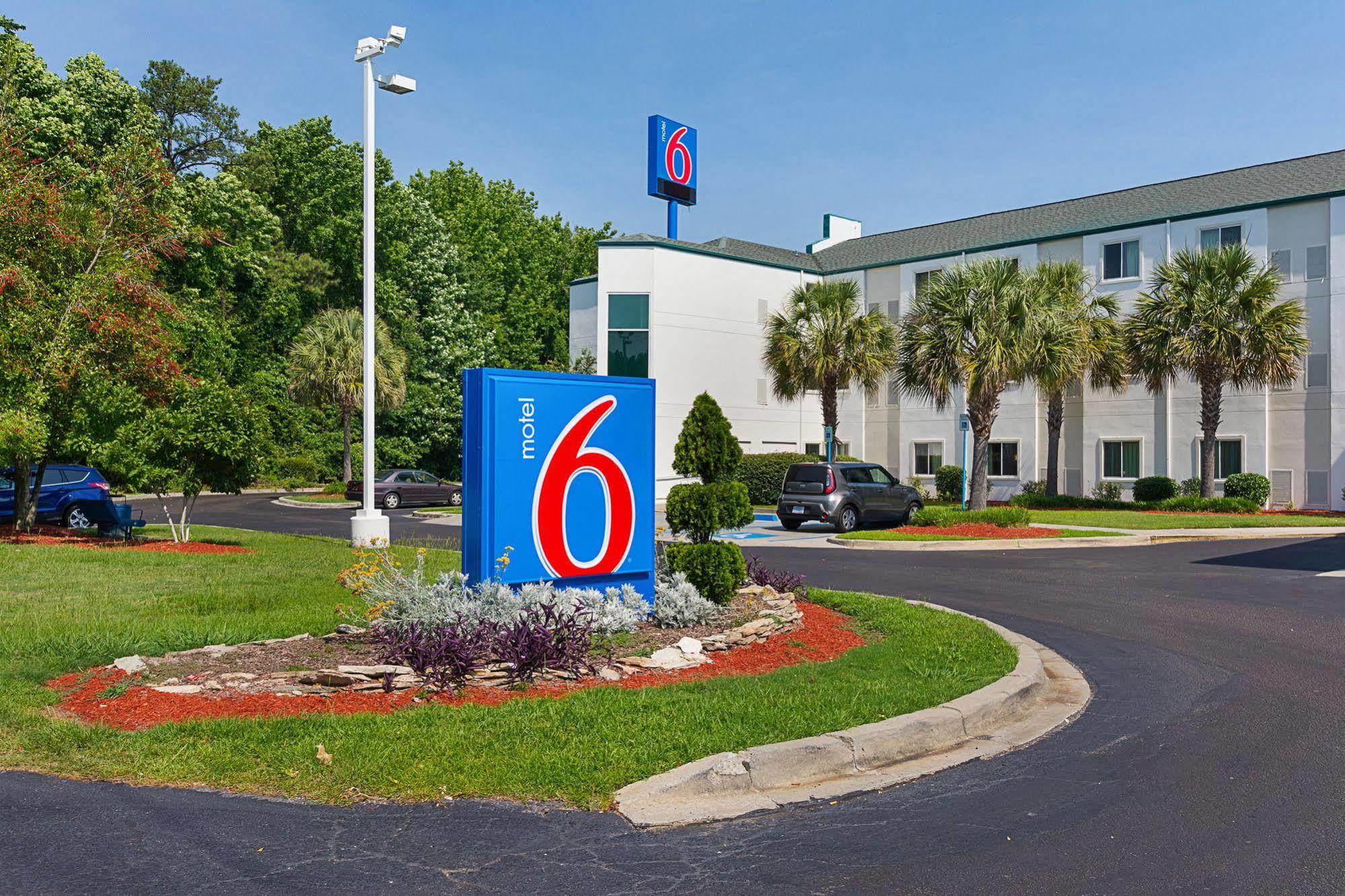 Motel 6-Columbia, Sc - Fort Jackson Area Bagian luar foto